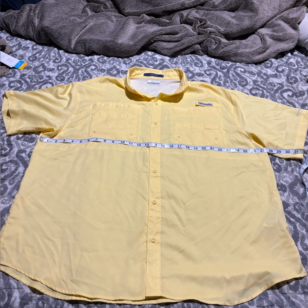 Columbia Men's Yellow Shirt Size XXL